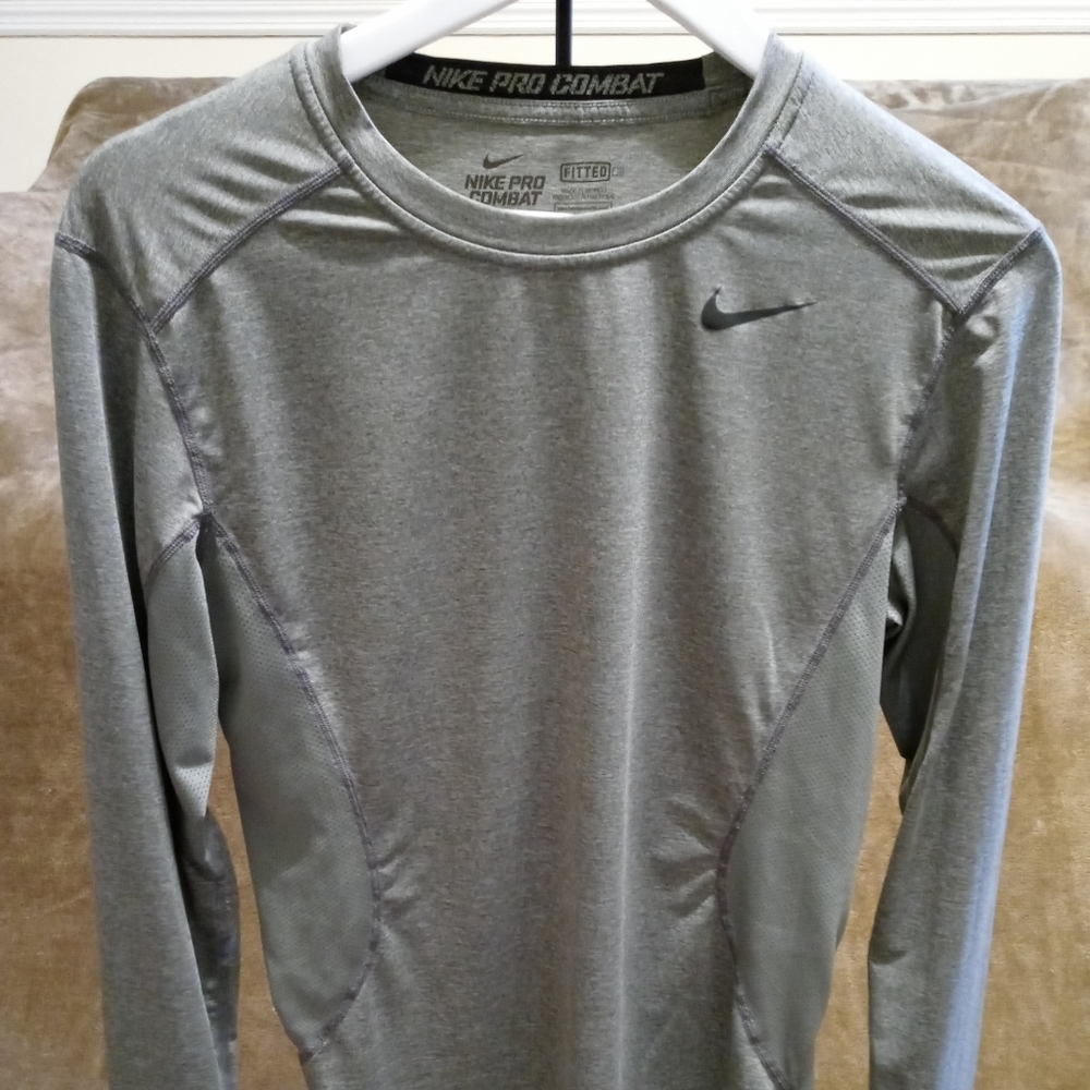 Nike Pro